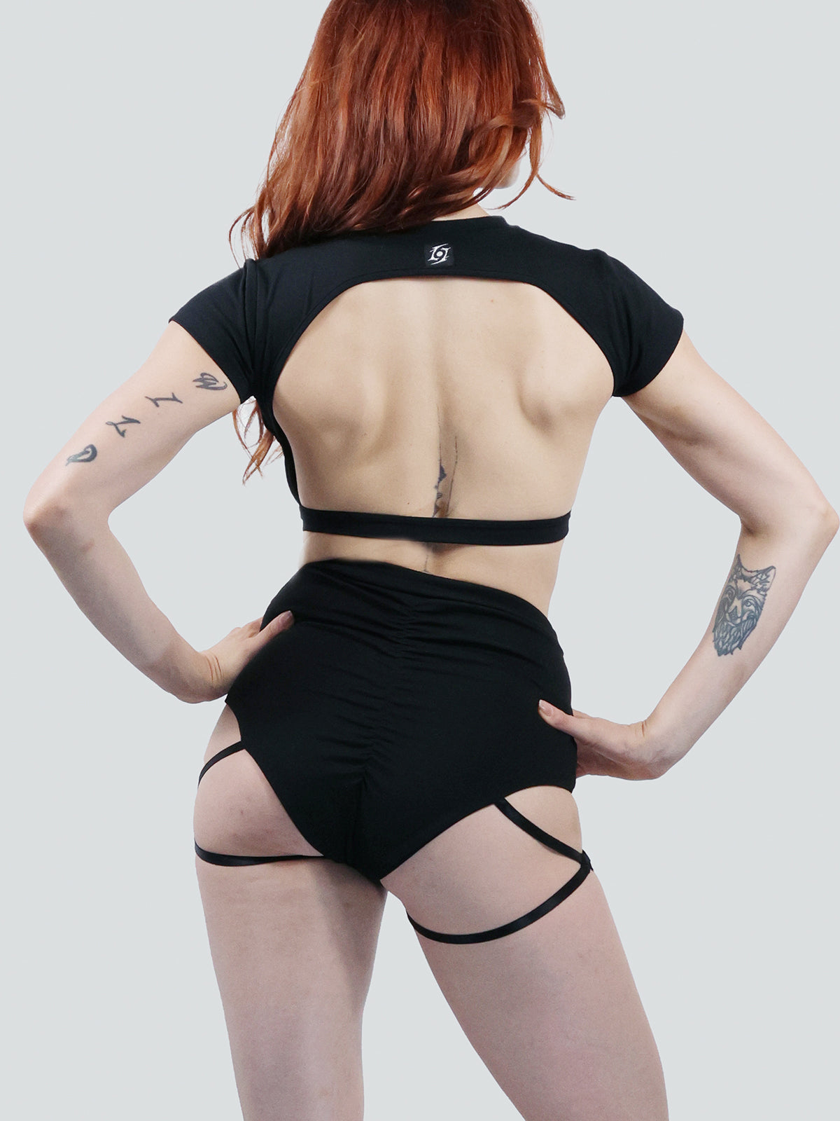 ๐๐๐๐๐๐้ญ
็ใENERGY BOOSTใSeductive Lace-Up Shorts